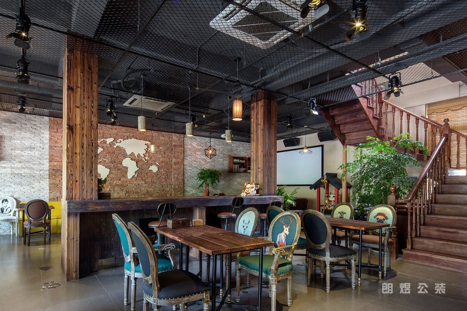 復(fù)古風工作室吊頂裝修效果圖