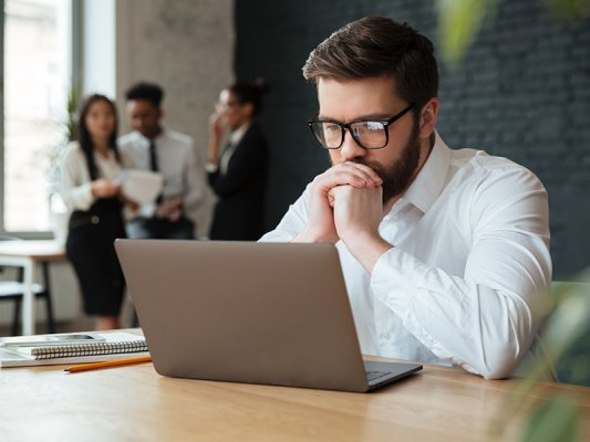 你的辦公室裝修對了嗎？關(guān)于空間、效率與人性化的深度反思